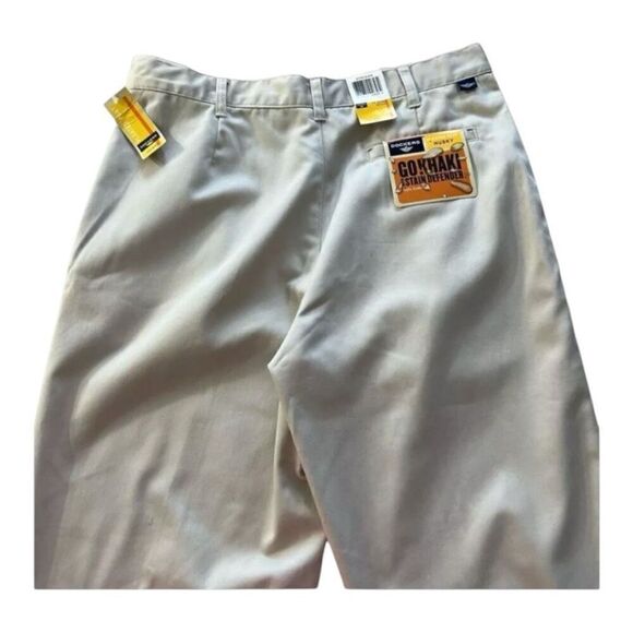 Dockers Boys Pleated Pants Husky Fit Size 11 Beige Cotton Straight Leg W31xL27 - Picture 4 of 10